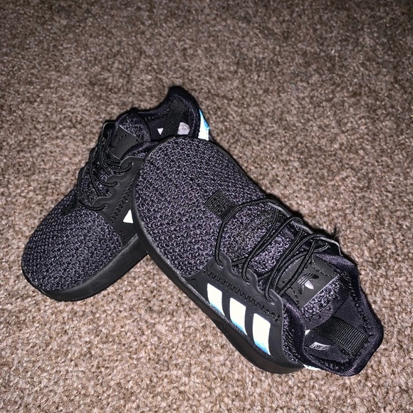 SOLD ❌❌❌ Adidas XLPR toddler - Picture 3 of 3